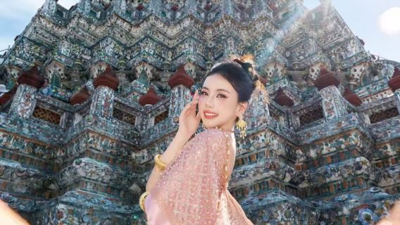 ถ่ายรูปท่องเที่ยวที่วัดพระเชตุพนวิมลมังคลาราม (วัดโพธิ์) กรุงเทพฯ [รวมการแต่งหน้าทำผม/ถ่ายภาพตาม 1 ชั่วโมง/เลือกแพ็กเกจแบบกลุ่ม]