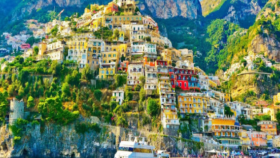 İtalya Salerno Günübirlik Turu · Amalfi'yi Keşfedin (Tekne turu deneyimi dahil) · Roma gidiş-dönüş