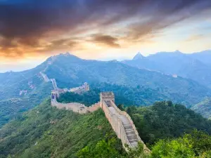 Small-Group Jinshanling Great Wall Hiking Tour