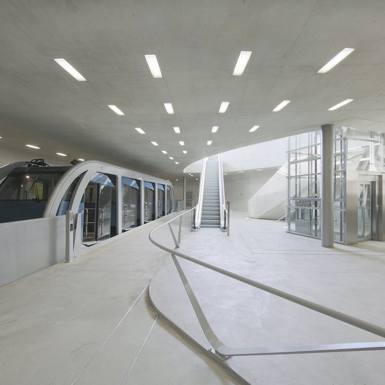 Andata e ritorno in funicolare: da Innsbruck a Hungerburgbahn