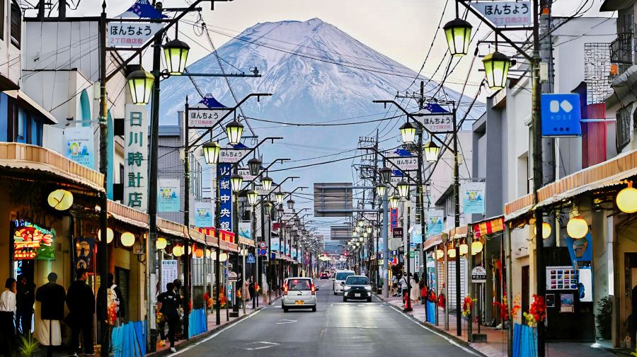日本富士山+河口湖一日遊