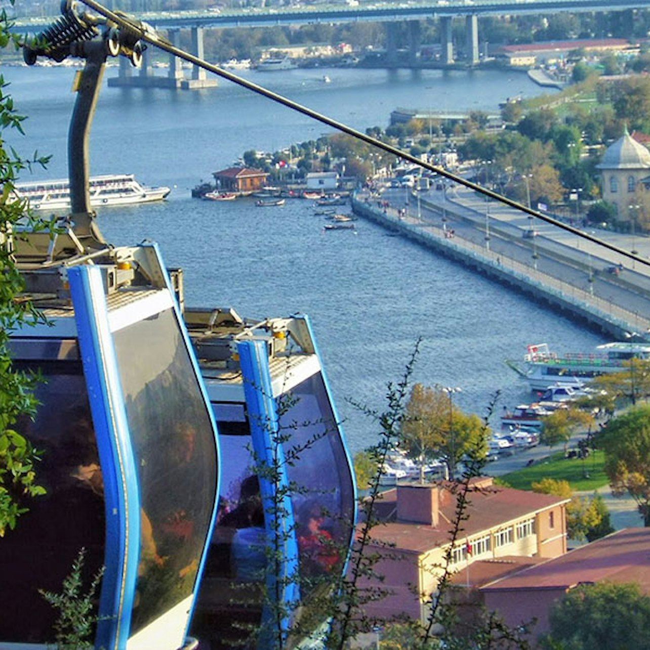 Istanbul: Bosphorus Sightseeing Cruise, Bus Tour + Cable Car