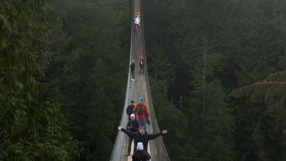 史丹利公園·卡皮拉諾吊橋+煤氣鎮+固蘭湖島 溫哥華包車一日遊