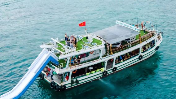 ベトナム・フーコック島OPダイブ・センター ワンデーツアー【2階建て大型船+島巡りクルーズ+ランチ+ホテル送迎】