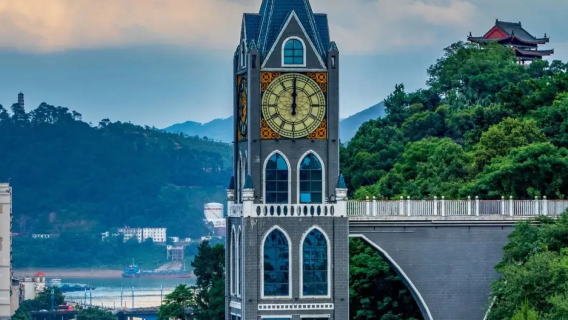 Ngô Châu dịch vụ thuê xe có tài xế, hướng dẫn viên địa phương, phiên dịch, đón tiễn, du lịch, triển lãm, khảo sát thương mại, hỗ trợ khám chữa bệnh