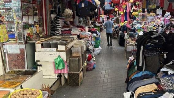 Manama: Bahrain City and Desert Tour with Transfers