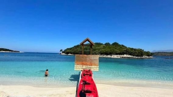 From Tirana/Durrës: Saranda,Ksamil islands and Blue Eye Tour