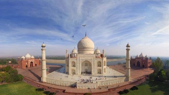 Agra : visite du Taj Mahal et du fort d'Agra en tenue traditionnelle