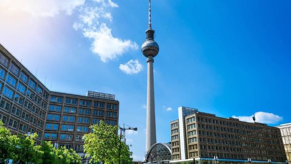 Berlin: Private City Tour - Berlin Highlights Guided Walk