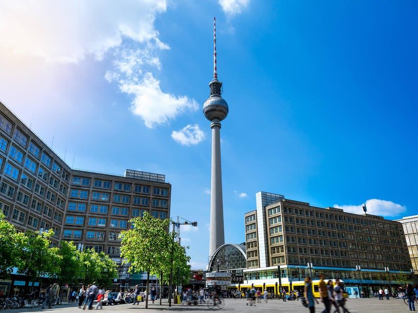 Berlin: Private City Tour - Berlin Highlights Guided Walk