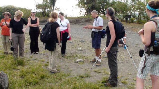3,5-часовая прогулка по тропическому лесу с изучением природной истории вулкана Ареналь