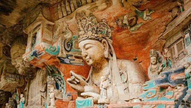 1-day tour to Dazu rock carvings | Baodingshan + Beishan | Includes guide | Pure play with no shopping