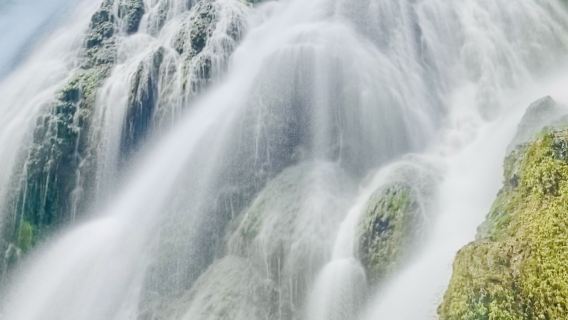 Partenza da Guiyang: tour di un giorno a Libo per Xiaoqikong e Daqikong