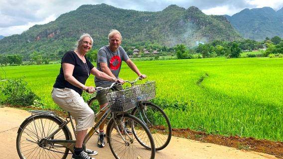 Von Hanoi: Malerischer Tagesausflug in den Mai Chau District durch friedliche Dörfer & ländliches Leben