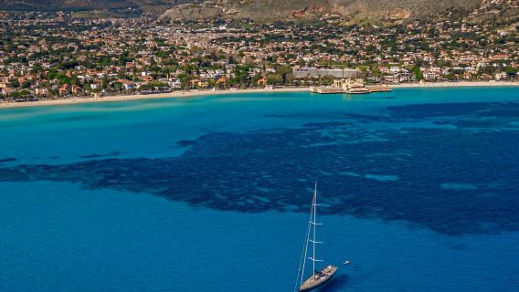 Mondello & Isola delle Femmine: Boat Tour from Palermo + Snacks & Drink