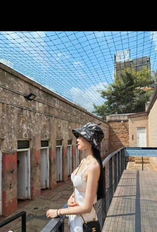 ทัวร์ 1 วันเหมารถในโยฮันเนสเบิร์ก แอฟริกาใต้ + คอนสติติวชั่นฮิลล์ + เมืองโกลด์รีฟ + พิพิธภัณฑ์การแบ่งแยกสีผิว