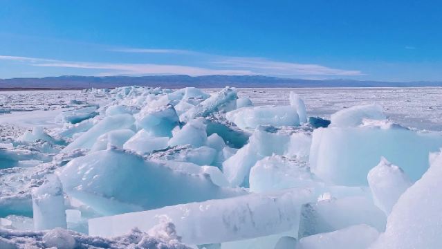 精品純玩團●茶卡鹽湖+青海湖+日月山一日遊●賞藍冰市內接駁