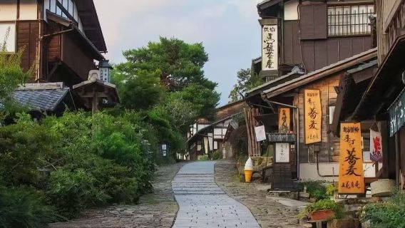 日本名古屋-週邊一日包車【中文司機/上門接駁/行程可調】