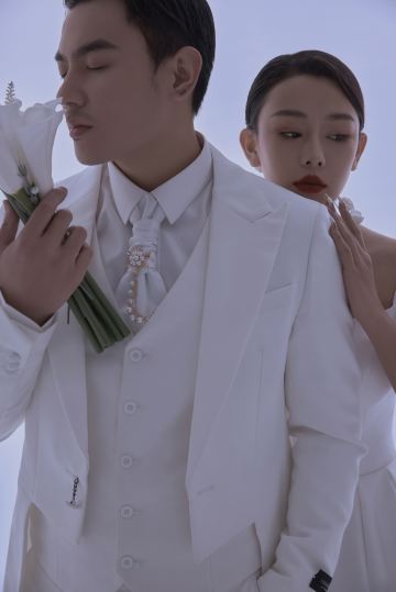 โหย่วยี่ท่องเที่ยวถ่ายรูป[สถานที่เดิมของการชักธงชาติ/สวนวัฒนธรรมแมนจู/บริการไกด์พร้อมถ่ายรูปและถ่ายวิดีโอทางอากาศสำหรับงานแต่งงานและภาพยนตร์สั้น]