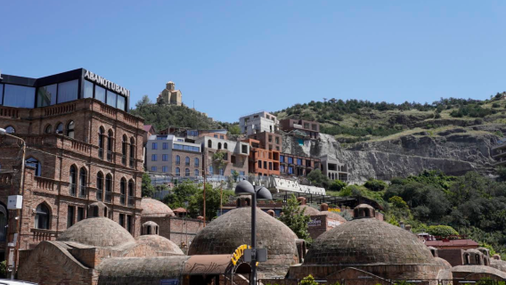 第比利斯聖三一主教堂+第比利斯硫磺浴池市區一日遊