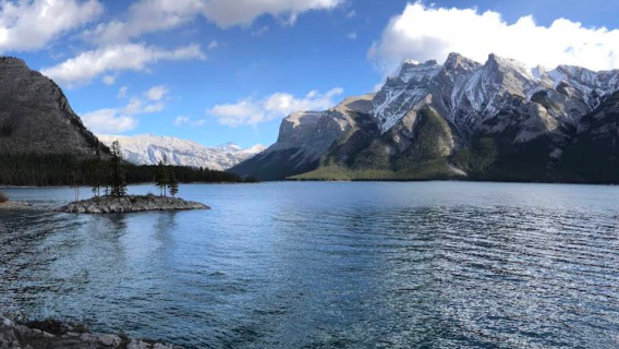 加拿大卡爾加里班夫國家公園-城堡山-弓湖【中文專車-愜意舒適】