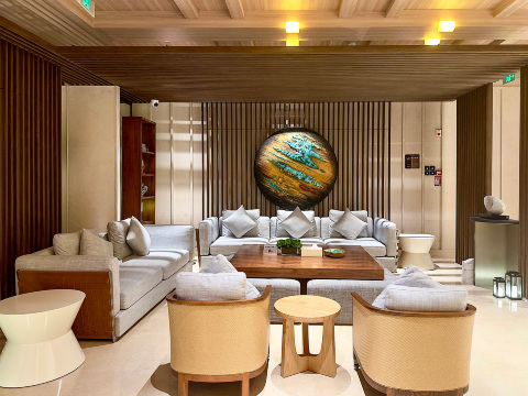 【東港悠享】大堂15選2+24小時浴票+自助早餐宵夜+PS5遊戲暢玩+大廳留宿過夜