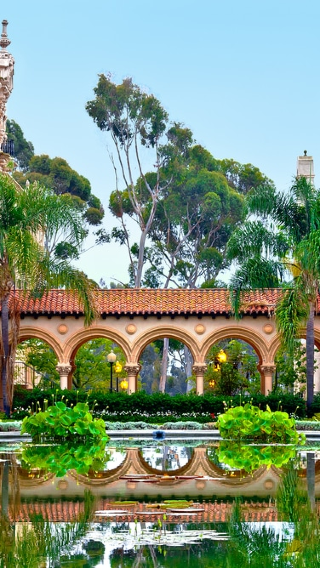 1-day tour to San Diego harbor, Balboa Park, USS Midway Museum and Sunset Cliffs Natural Park