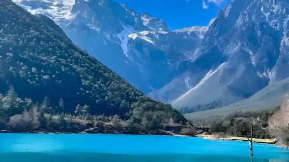 Lijiang: Jednodniowa wycieczka - Autonomiczny Powiat Yulong Naxi „Góra Śnieżna + Wieczne Uczucie Lijiang + Dolina Błękitnego Księżyca” | Grupa wyłącznie zwiedzanie + Gwarantowany bilet + Specjalna oferta na Singles Day