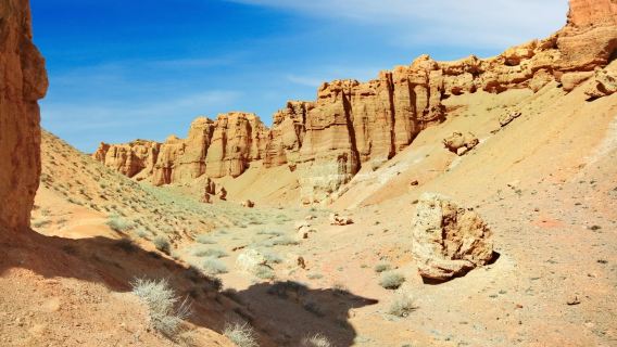 1-day private charter tour to Charyn Canyon National Park from Almaty, Kazakhstan※Itinerary can be customized