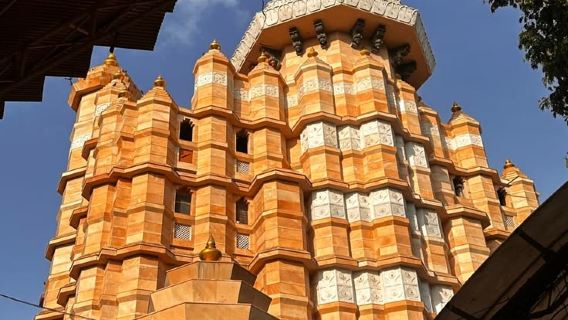 Mumbai Shree Sidhivinayak Temple & Iconic Highlights Tour