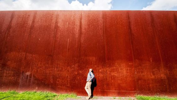 Communist Berlin and Berlin Wall Memorial Small Group Tour