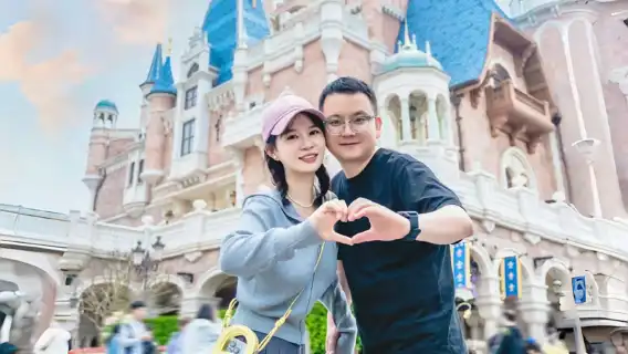 香港旅拍【包含攝影師迪士尼門票 香港市區街拍 結婚登記跟拍 不限人數】