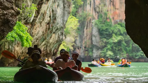 Featured tour starting at 2111 THB: 1-day speedboating tour to James Bond Island + Phanak Island + Hong Island + Koh Panyee + Rang Yai Island Phuket