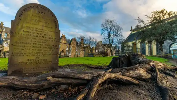 Dark history of Edinburgh - self-guided audio tour using an app