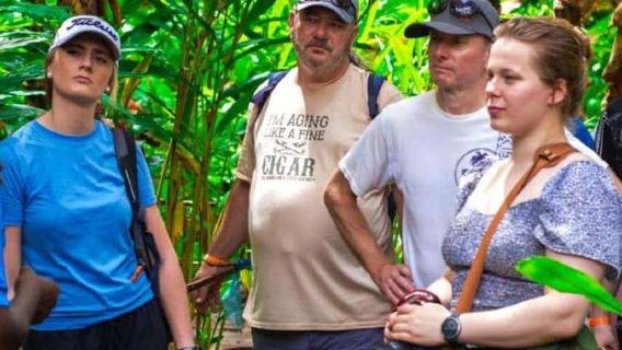 Sansibar: Gefängnisinsel, Besuch einer Gewürzfarm und Schildkröten-Schwimmtour