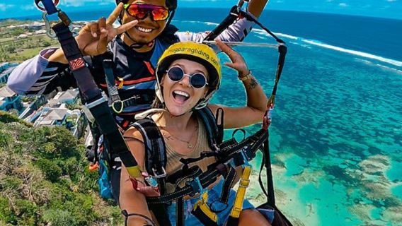 Paragliding Experience at ALAM PARAGLIDING ULUWATU in Bali - Bali Paragliding|Paragliding in Uluwatu|Optional with transfers