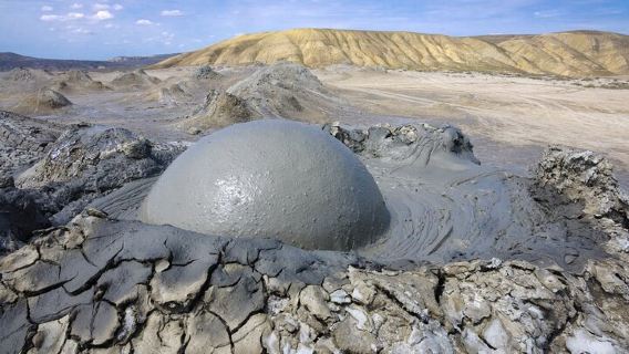 Gobustan, Mud Volcanoes, Fire Temple, Burning Mountain