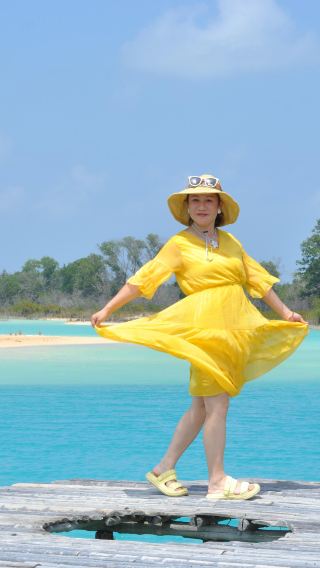 Bintan Mini Desert & Blue Lake Tour with Photography, ATV, Seafood Lunch, and SPA option