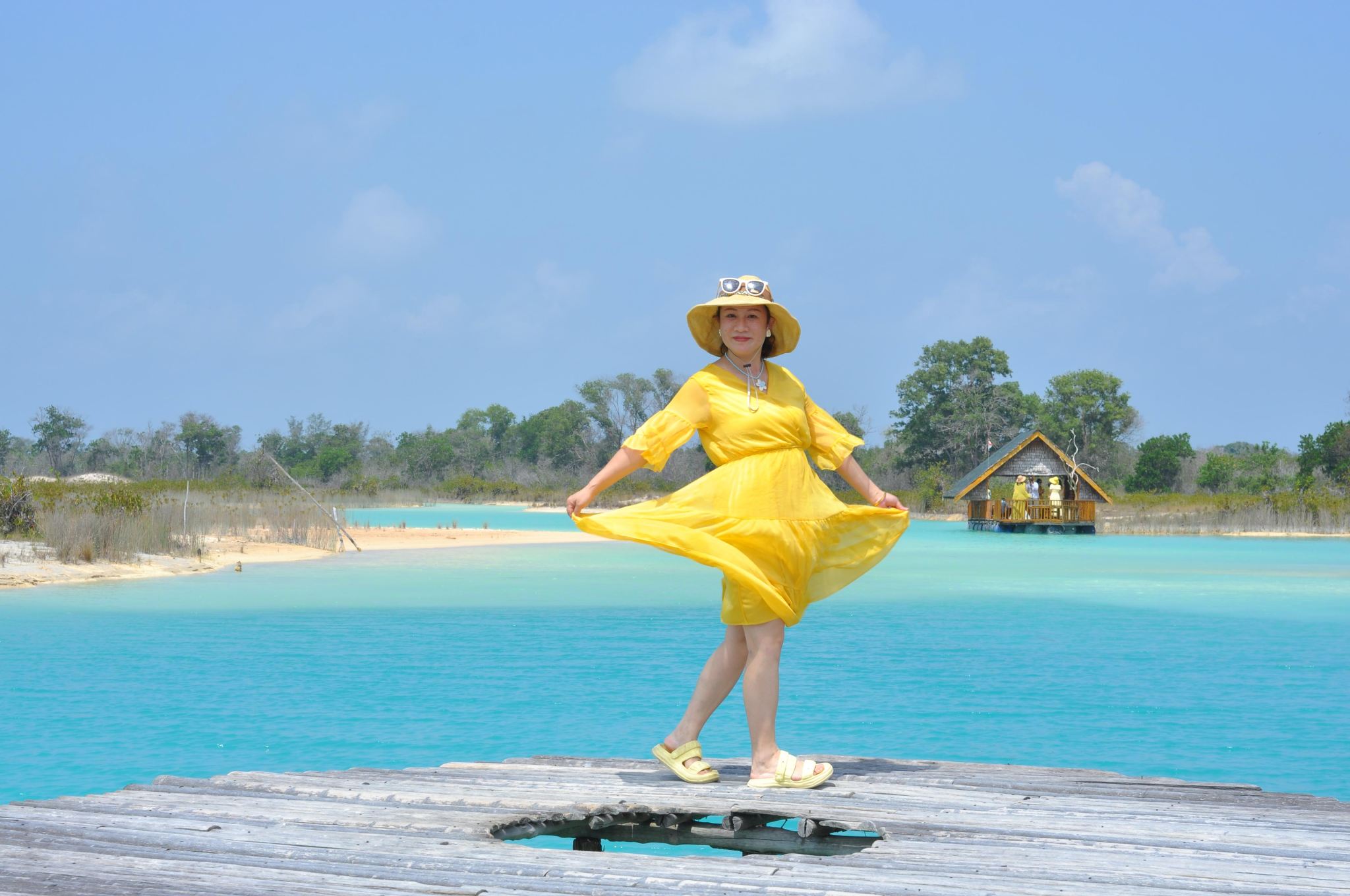Bintan Mini Desert & Blue Lake Tour with Photography, ATV, Seafood Lunch, and SPA option