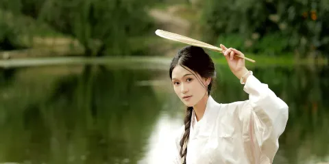 登封旅拍【少林寺/嵩岳寺塔約拍跟拍航拍多語言翻譯攝影師】