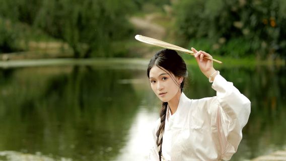 Dengfeng fotografía de viaje[Fotógrafo acompañante para sesiones fotográficas en el Templo Shaolin/Pagoda del Templo Songyue, incluyendo fotografía aérea y servicios de traducción multilingüe.]