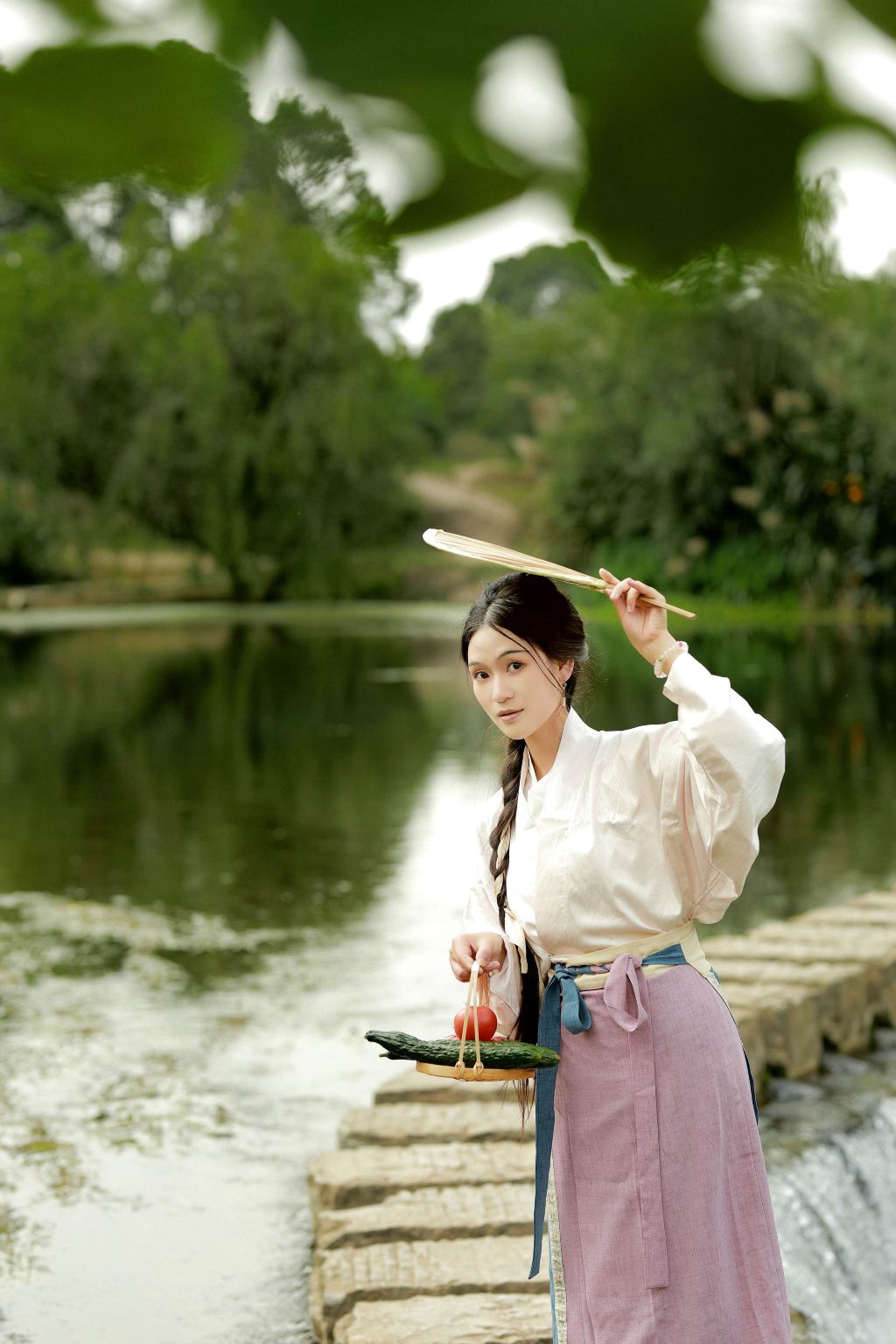 Dengfeng travel photo shoot[Shaolin Temple/Songyue Pagoda photography services including accompanying photography, follow-up shooting, aerial photography, and multilingual translator photographer guides]