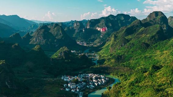 (Hechi round-trip) Bama Baimo Cave + Bama Longevity Village + Renshou Cultural Source 1-day tour with English service available