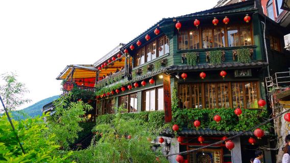 Taipei: Jiufen and Shihfen Half Day Tour