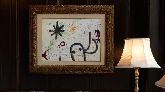 Услуга бронирования столика в популярном ресторане Kronenhalle в Цюрихе, Швейцария