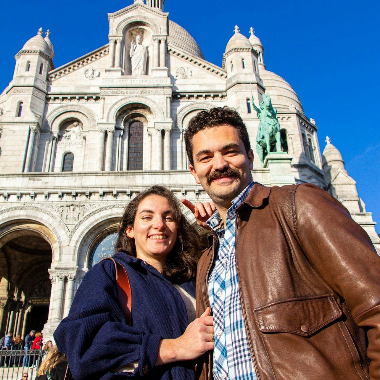 Paris: Professional Photoshoot at Montmartre