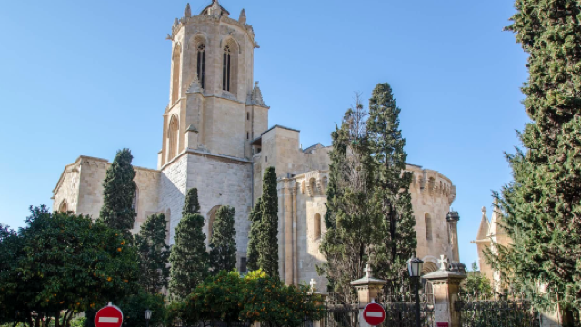 Barcelona-Tarragona Day Tour in Spain (Customizable Nearby Tours Available)