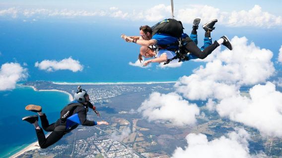 オーストラリア・バイロンベイでのスカイダイビングツアー【写真・ビデオオプション/送迎付き】