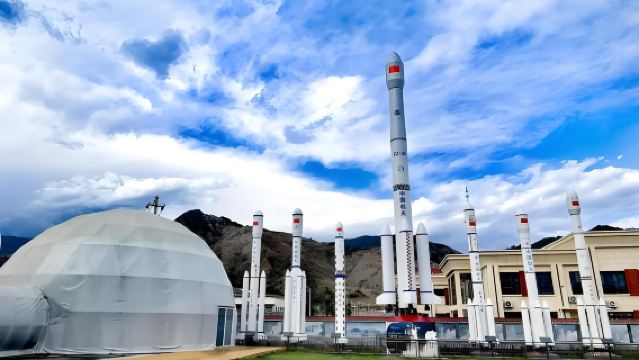 Lawatan sehari berkelompok ke Pusat Pelancaran Satelit dari Xichang [Pembelajaran Keluarga Musim Sejuk]