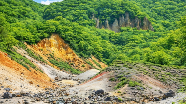 Lake Toya & Noboribetsu Hell Valley Day Tour